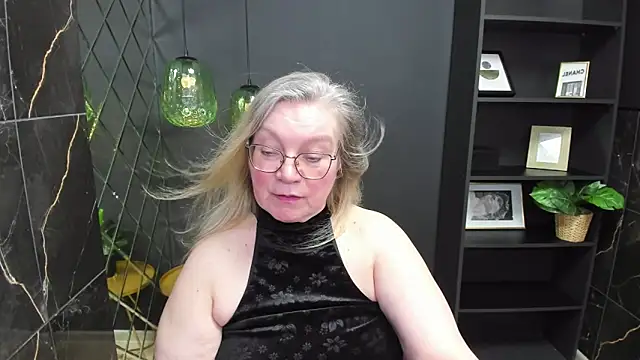 NataliMellow online show from March 19, 2025, 7:17 pm