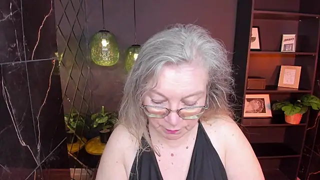 NataliMellow online show from June 2, 2026, 1:13 pm