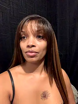 Snapshot of Rakiyahcharms chatting on October 11, 2025, 6:17 pm Rakiyahcharms online show from October 11, 2025, 6:17 pm