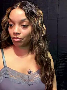 Rakiyahcharms online show from January 9, 2026, 12:02 am