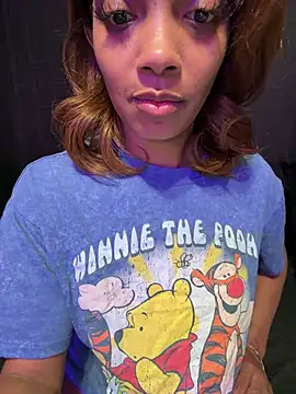 Rakiyahcharms online show from July 26, 2026, 7:10 pm