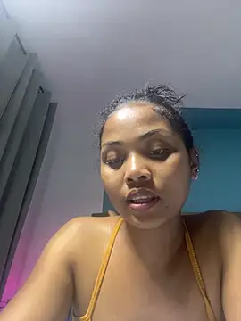 naya86 online show from May 5, 2026, 2:58 pm
