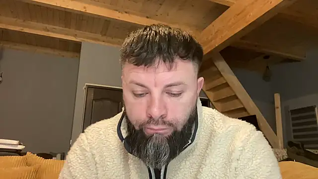 AlphaSparks online show from December 17, 2025, 4:07 am