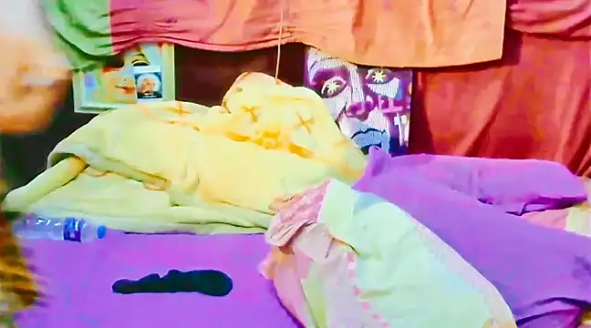 Goldeena online show from February 26, 2025, 8:48 am