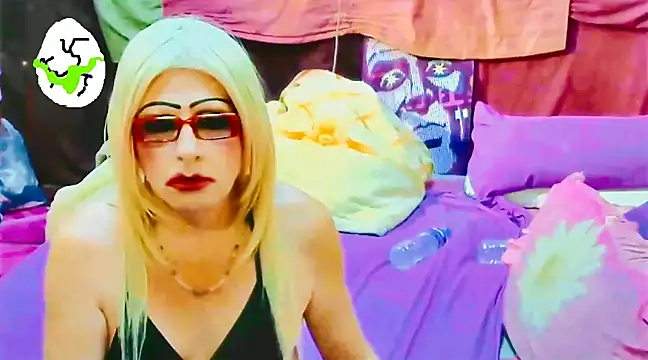Goldeena online show from February 27, 2025, 9:47 pm