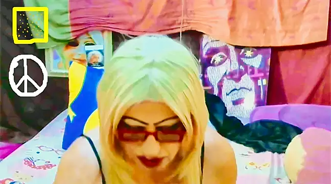 Goldeena online show from March 15, 2025, 11:06 pm