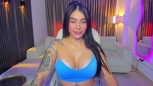 Sarah Stone  online show from May 9, 2026, 9:09 pm