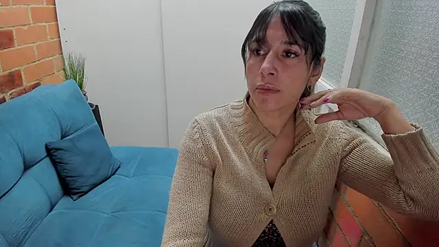 Snapshot of Penelope47 chatting on September 23, 2025, 6:33 pm Penelope47 online show from September 23, 2025, 6:33 pm