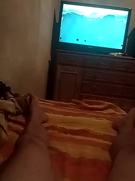 Snapshot of cavebrita22 chatting on October 28, 2025, 8:11 pm cavebrita22 online show from October 28, 2025, 8:11 pm