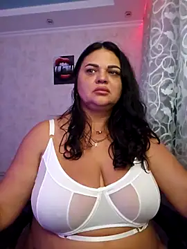 littleRikka online show from November 2, 2025, 7:05 pm