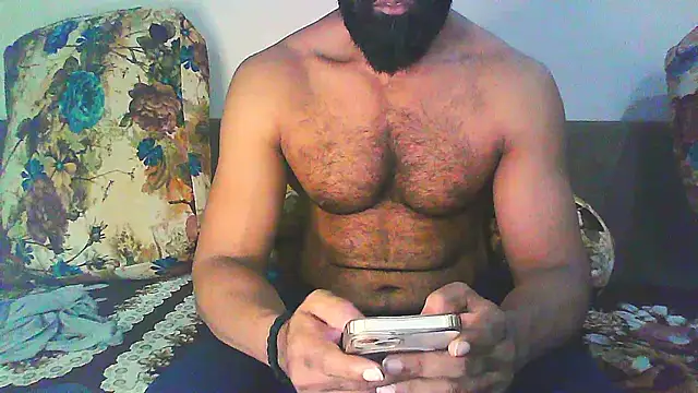 Snapshot of Vbestshow chatting on October 16, 2025, 11:44 am Vbestshow online show from October 16, 2025, 11:44 am