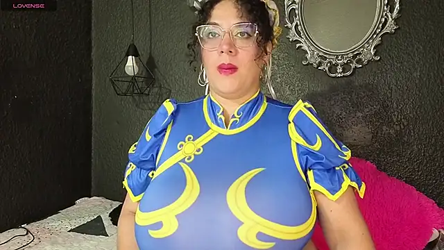 dulce lf online show from October 31, 2025, 5:30 am