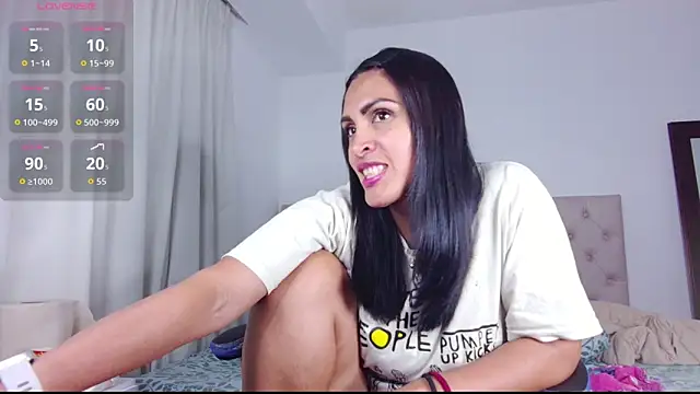 ms freyax online show from September 25, 2025, 12:03 am