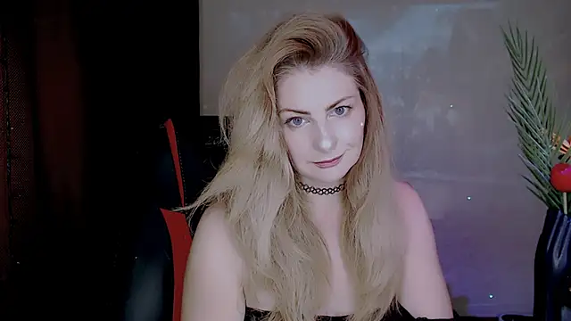 Snapshot of Eleonores chatting on October 29, 2025, 5:10 am Eleonores online show from October 29, 2025, 5:10 am