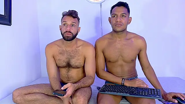 fantastic couple mens online show from September 17, 2025, 8:05 am