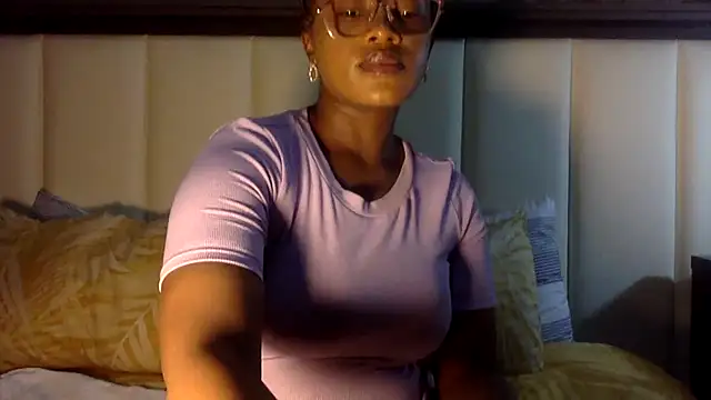 Snapshot of BOOTYBANGER24xx chatting on January 4, 2025, 9:54 am BOOTYBANGER24xx online show from January 4, 2025, 9:54 am