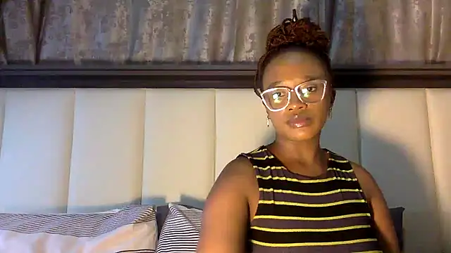 Snapshot of BOOTYBANGER24xx chatting on January 11, 2025, 7:06 am BOOTYBANGER24xx online show from January 11, 2025, 7:06 am