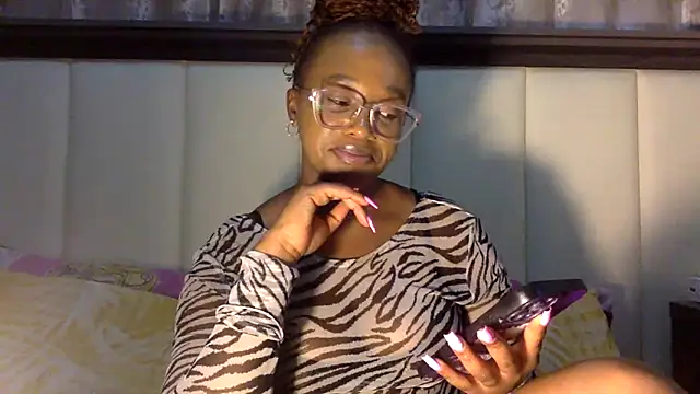 Snapshot of BOOTYBANGER24xx chatting on January 20, 2025, 10:40 am BOOTYBANGER24xx online show from January 20, 2025, 10:40 am