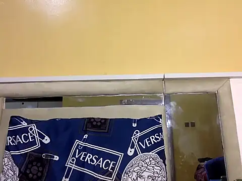 BOOTYBANGER24xx online show from March 27, 2026, 2:17 am