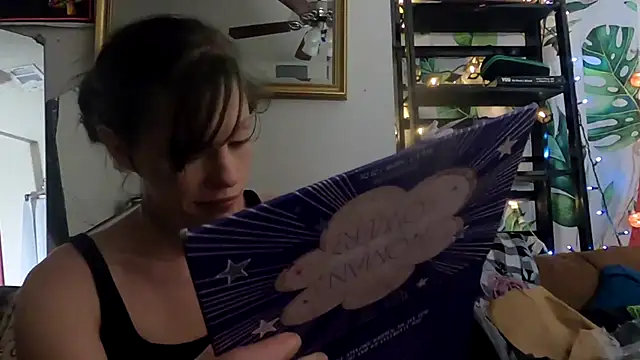 TheDaisyChaos online show from October 5, 2025, 11:52 am