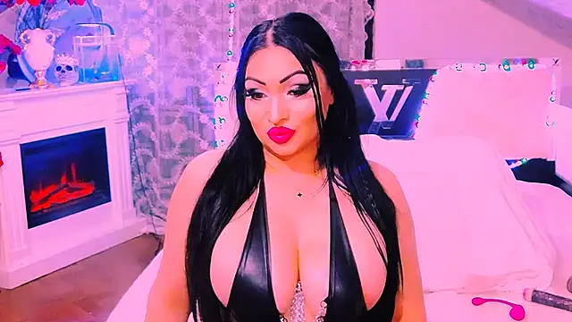 Snapshot of AmyraSunris chatting on October 28, 2025, 10:23 pm AmyraSunris online show from October 28, 2025, 10:23 pm