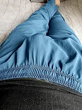 Snapshot of Babyucum4me chatting on December 1, 2025, 6:40 am Babyucum4me online show from December 1, 2025, 6:40 am