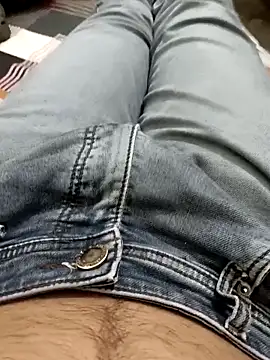 Snapshot of Babyucum4me chatting on February 23, 2026, 2:58 pm Babyucum4me online show from February 23, 2026, 2:58 pm