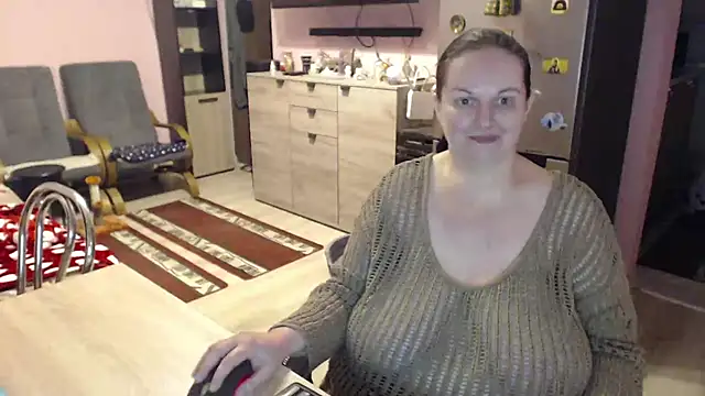BustyLadyAlma online show from December 2, 2024, 6:41 am