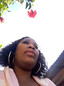 SWEETDOLLY29XX online show from June 28, 2026, 8:31 am