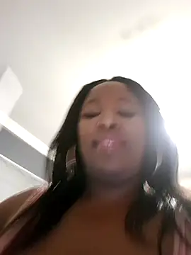 SWEETDOLLY29XX online show from July 3, 2026, 6:25 pm