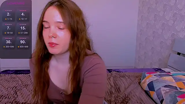 Snapshot of Janie_JJ_Curvie chatting on May 20, 2026, 3:45 am Janie JJ Curvie online show from May 20, 2026, 3:45 am