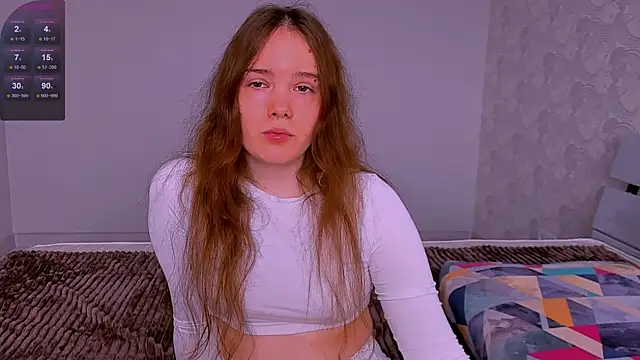 Snapshot of Janie_JJ_Curvie chatting on May 26, 2026, 4:08 am Janie JJ Curvie online show from May 26, 2026, 4:08 am