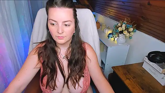 ErinMarshall online show from July 8, 2026, 8:30 am