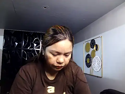 ambersmile online show from January 10, 2025, 10:15 pm