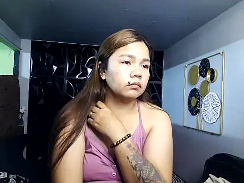 ambersmile online show from January 12, 2025, 6:28 am