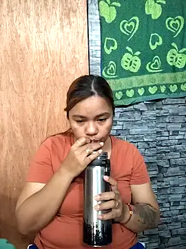 ambersmile online show from February 10, 2025, 3:03 am
