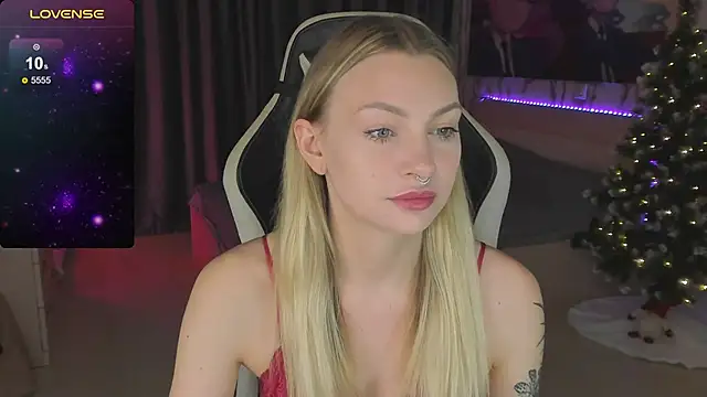 BiMolly online show from December 30, 2024, 4:08 pm