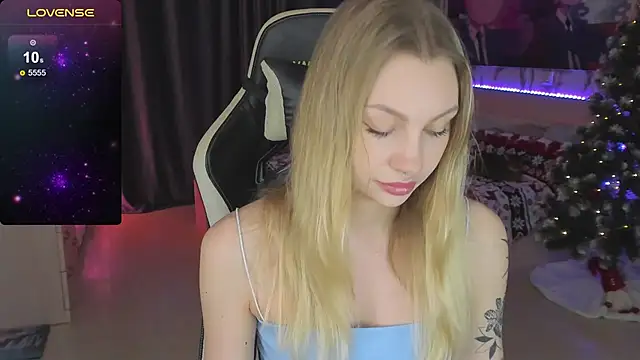 BiMolly online show from February 24, 2025, 5:20 pm