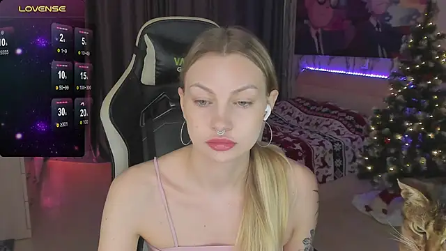 BiMolly online show from February 26, 2025, 2:25 pm