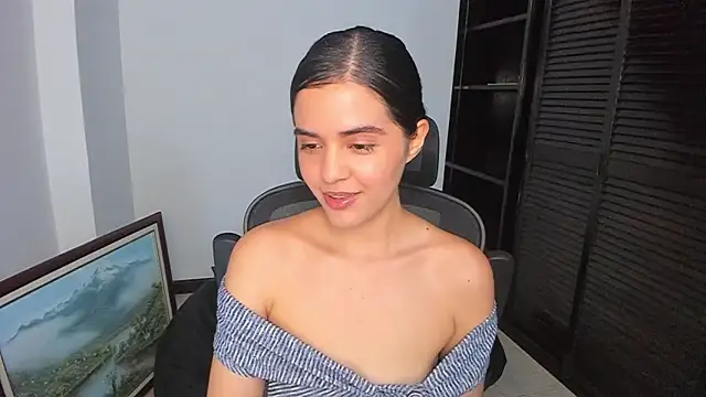 Snapshot of mia_collins_x chatting on November 2, 2025, 12:24 am mia collins x online show from November 2, 2025, 12:24 am