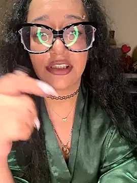 PichyPrettyPussy online show from November 10, 2025, 1:10 pm