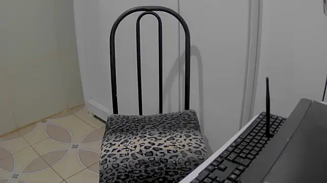 Transsafada1 online show from November 21, 2025, 4:49 pm