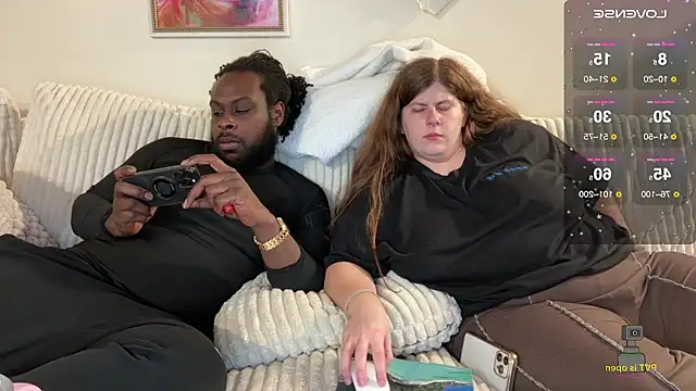 NotUrBabyMoms online show from January 17, 2025, 2:08 am