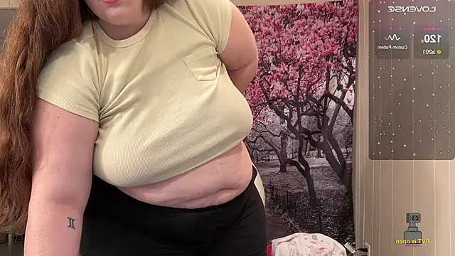 NotUrBabyMoms online show from February 21, 2025, 10:04 pm