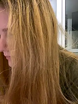 Snapshot of -MimmiLissa- chatting on October 3, 2025, 5:32 pm -MimmiLissa- online show from October 3, 2025, 5:32 pm