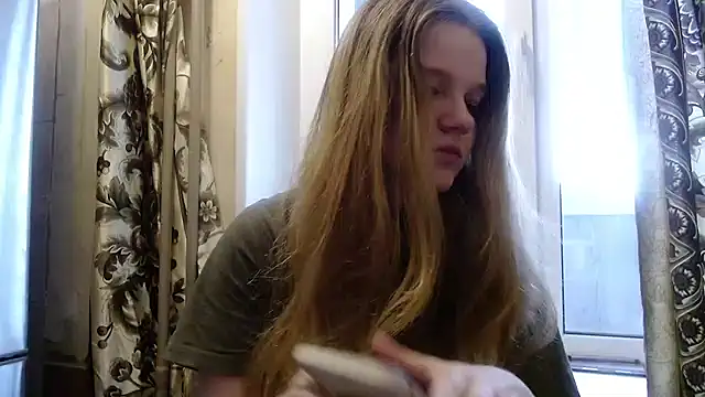 Snapshot of -MimmiLissa- chatting on October 16, 2025, 12:28 pm -MimmiLissa- online show from October 16, 2025, 12:28 pm