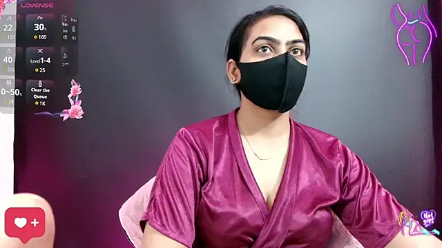 DesiZoya online show from May 3, 2026, 9:43 pm