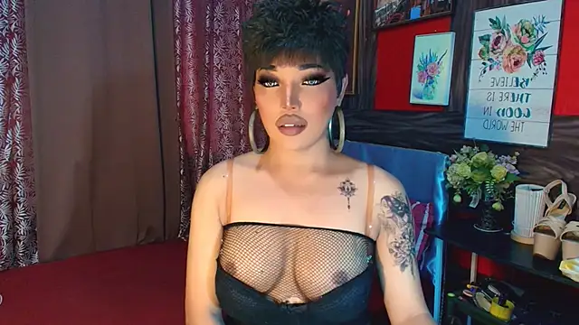 Snapshot of trixxielicious chatting on October 17, 2025, 8:28 am trixxielicious online show from October 17, 2025, 8:28 am