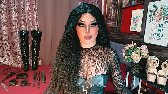 trixxielicious online show from May 5, 2026, 7:38 am
