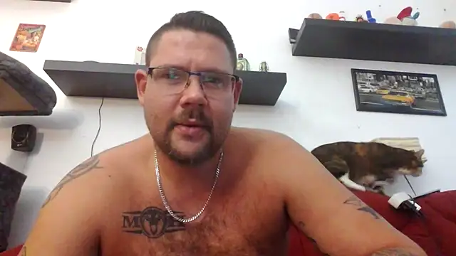 Snapshot of sexykevin17cm chatting on October 15, 2025, 3:45 pm sexykevin17cm online show from October 15, 2025, 3:45 pm